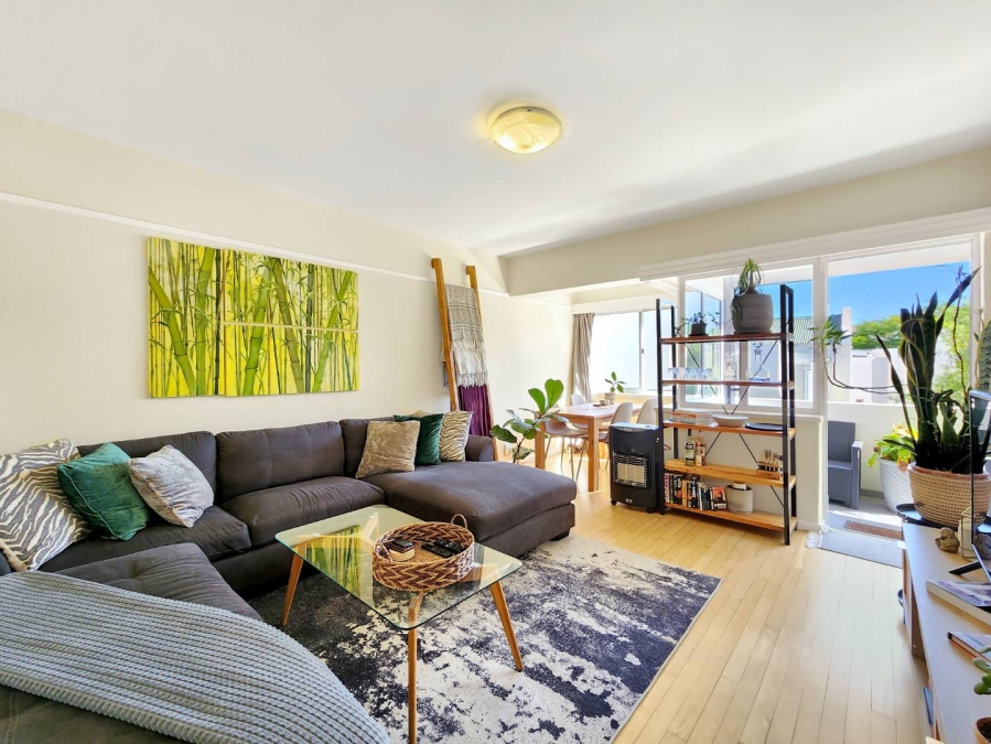 2 Bedroom Property for Sale in Green Point Western Cape